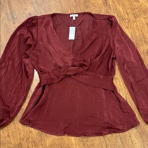 Stunning Maurices Shimmering Satin Crossover Babydoll Blouse size large NWT
